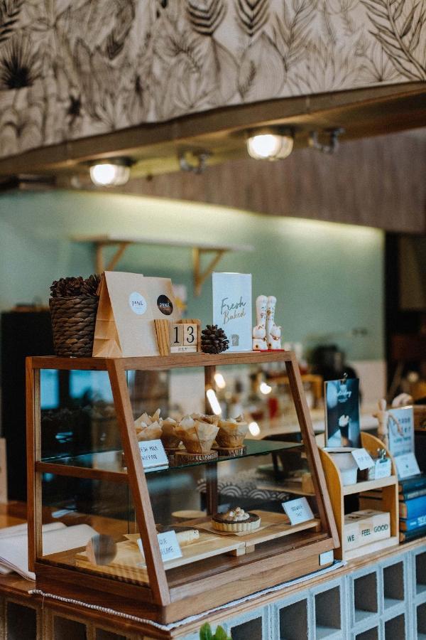 فندق Pine Cafe'&Bed فرا ناخون سي أيوتثايا المظهر الخارجي الصورة