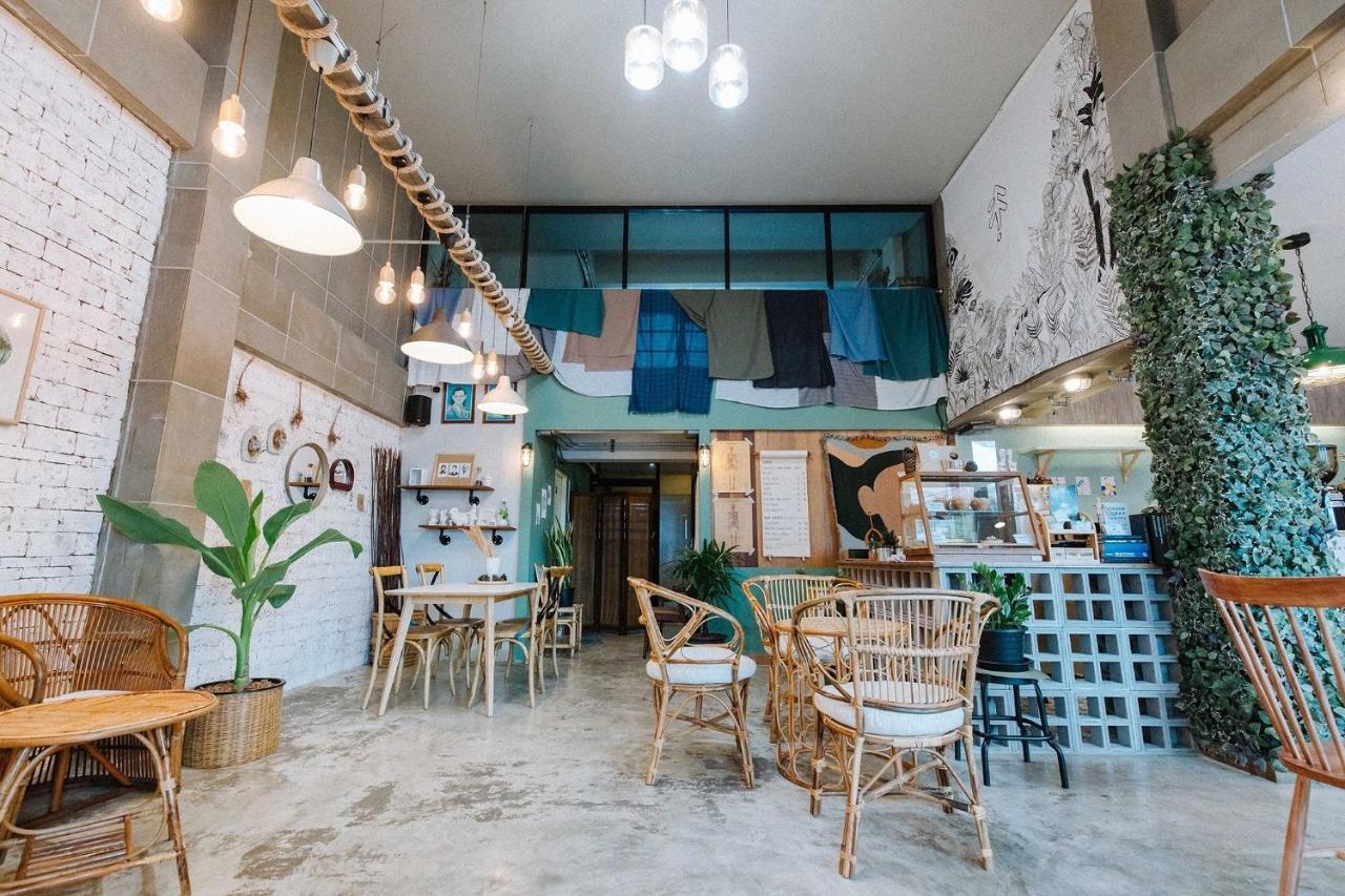 فندق Pine Cafe'&Bed فرا ناخون سي أيوتثايا المظهر الخارجي الصورة
