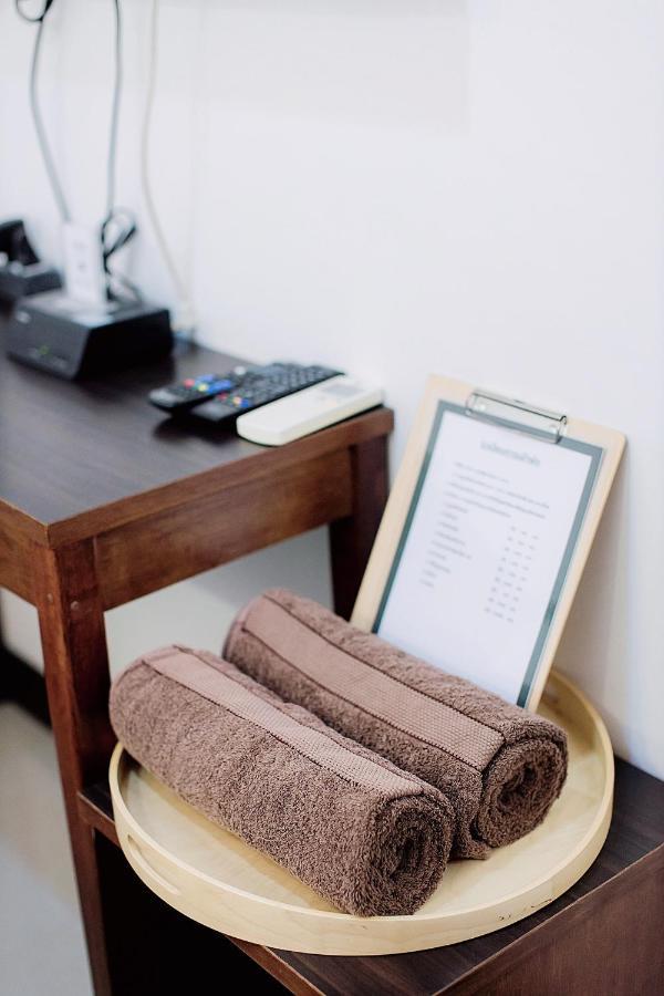فندق Pine Cafe'&Bed فرا ناخون سي أيوتثايا المظهر الخارجي الصورة